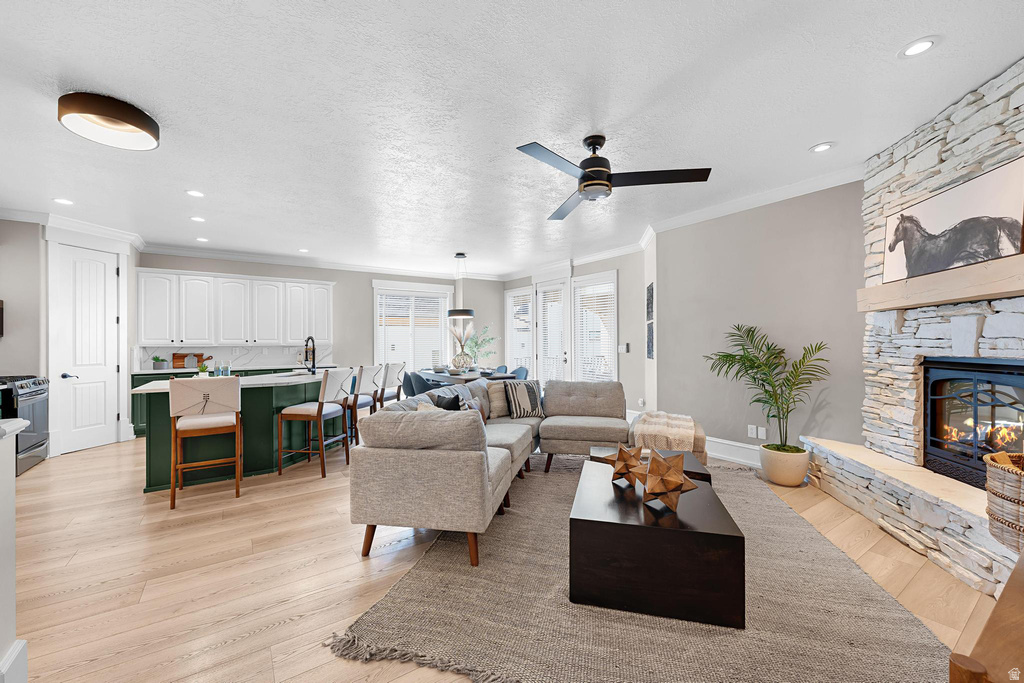 10207 N BAYHILL DR Cedar Hills, UT 84062