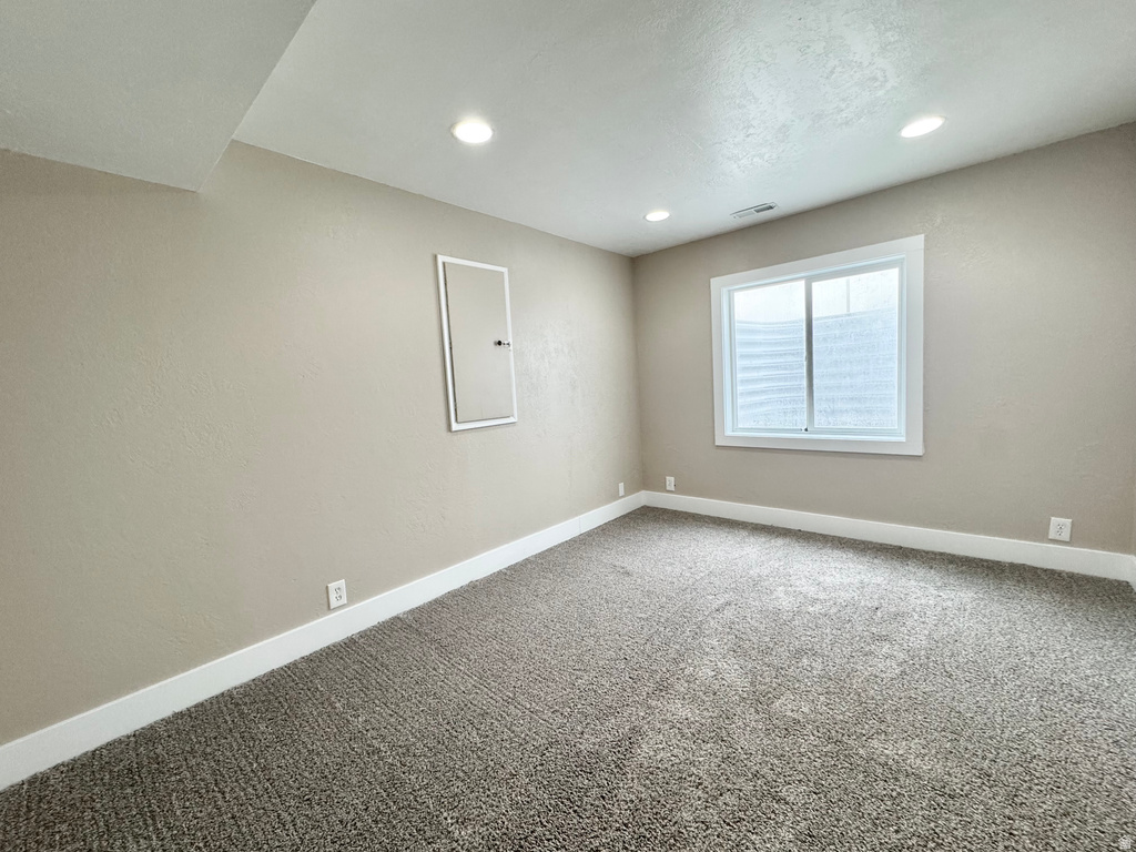 148 N 580 W Tooele, UT 84074