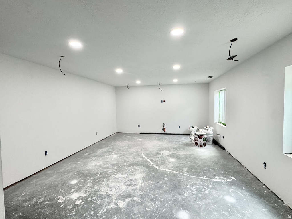 148 N 580 W Tooele, UT 84074