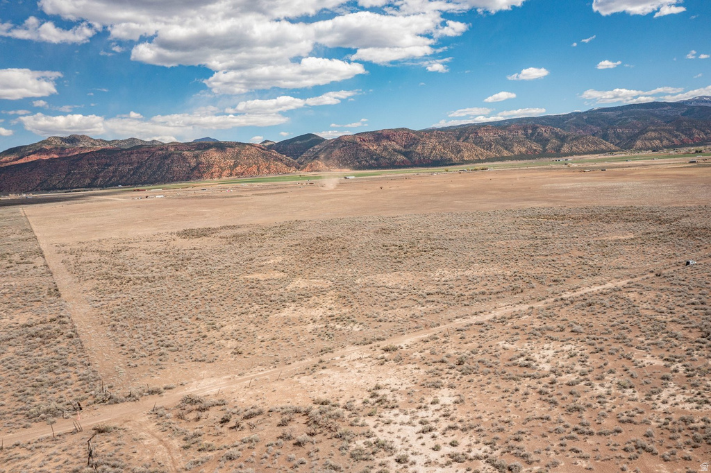 View photos for 1500 N 800 W 1500 N 800 W