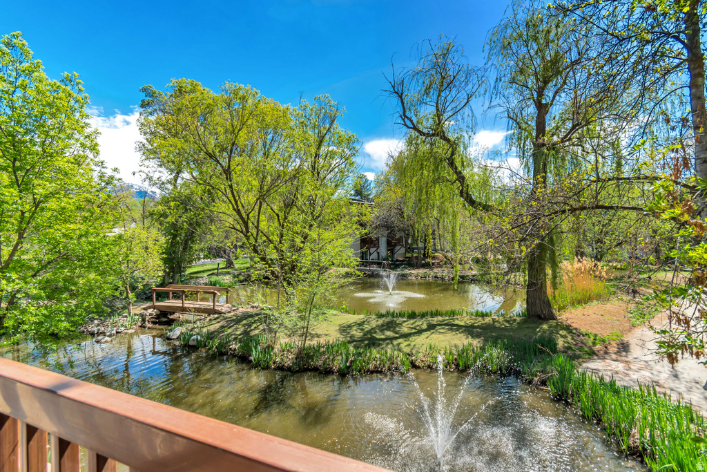 5552 S WILLOW LN #A Salt Lake City, UT 84107