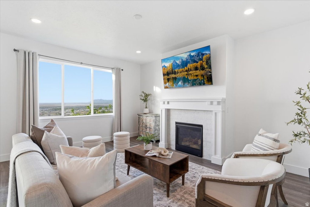 340 E BELLA VIDA DR North Salt Lake, UT 84054