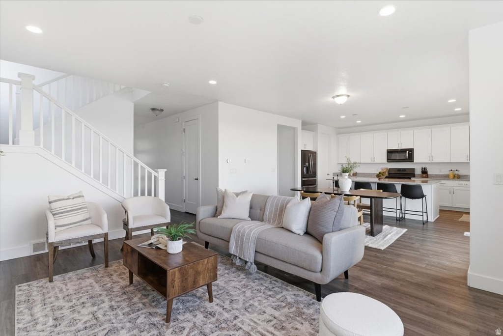 340 E BELLA VIDA DR North Salt Lake, UT 84054