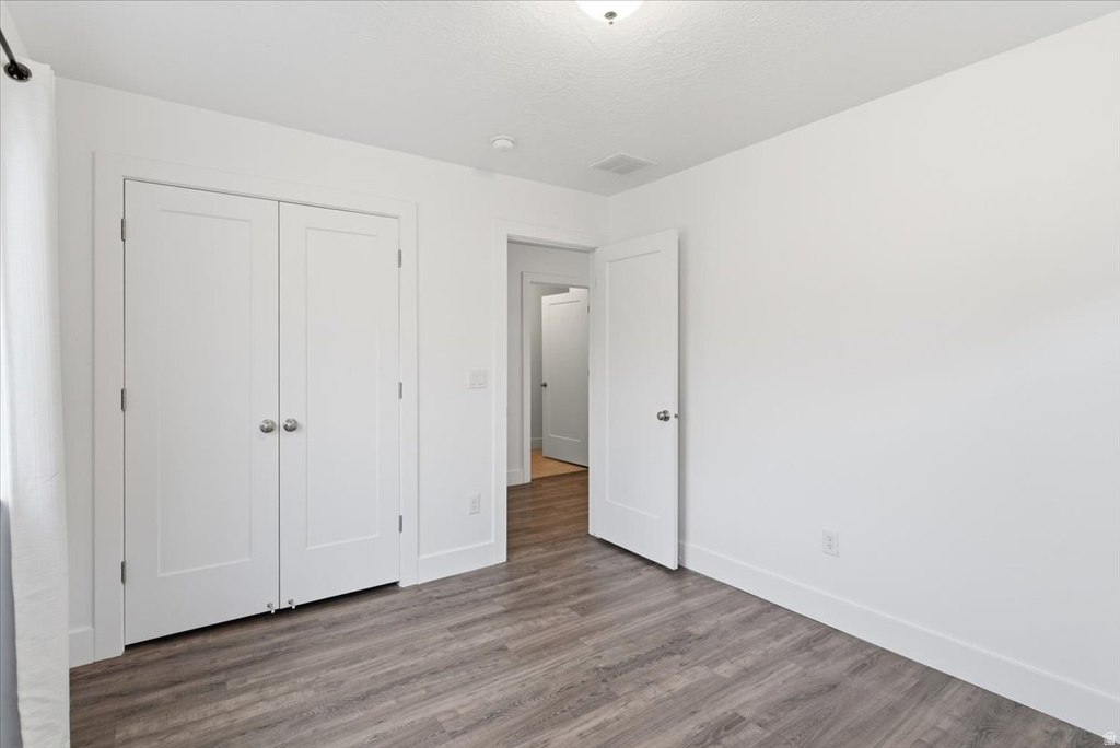 340 E BELLA VIDA DR North Salt Lake, UT 84054