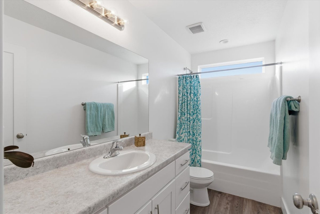 340 E BELLA VIDA DR North Salt Lake, UT 84054