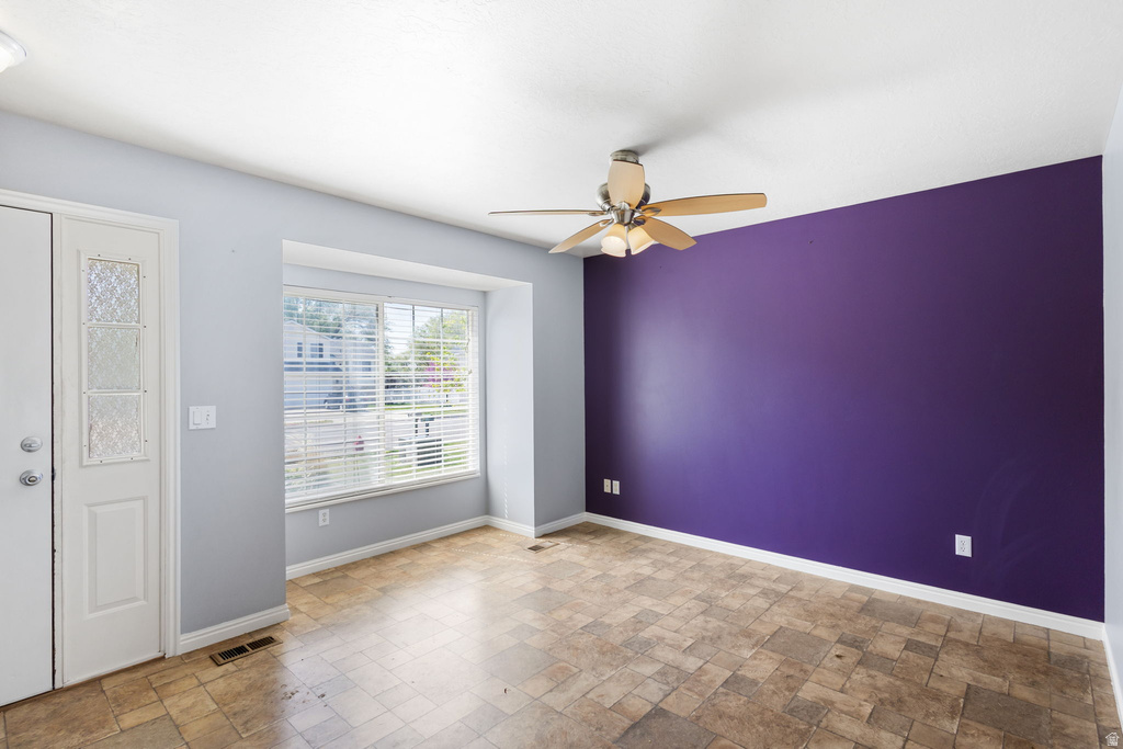 568 W 375 N Clearfield, UT 84015