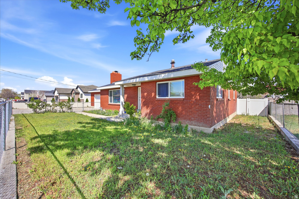 4773 S SIMPER LN Taylorsville, UT 84129