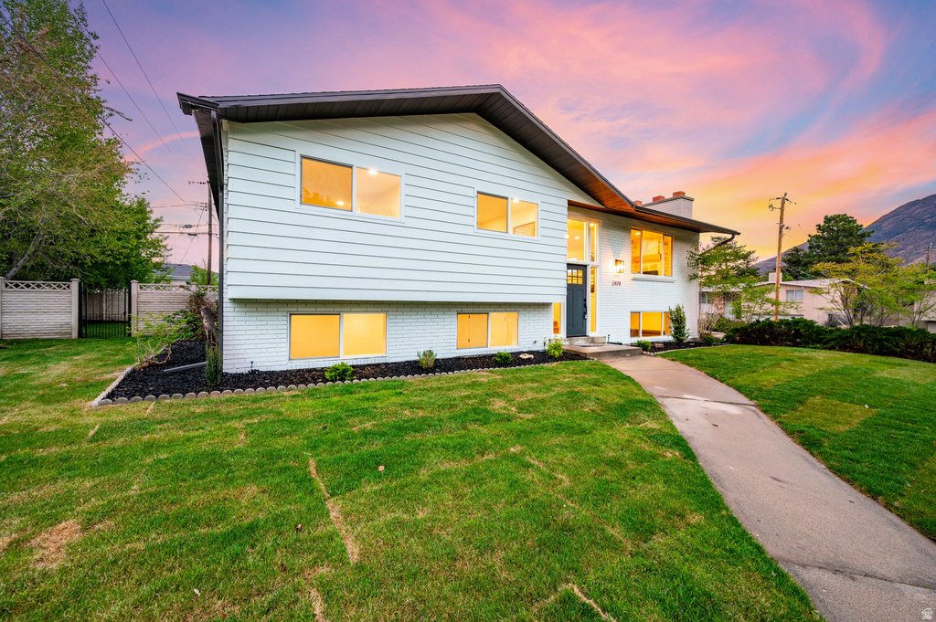 2479 E CARDINAL WAY Salt Lake City, UT 84121