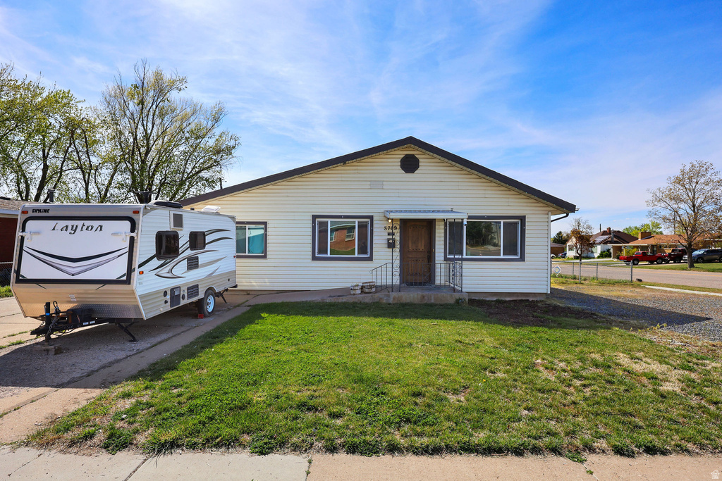 5709 S 2050 W Roy, UT 84067