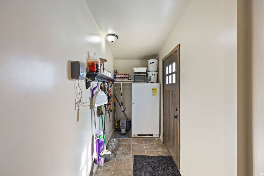 5709 S 2050 W Roy, UT 84067