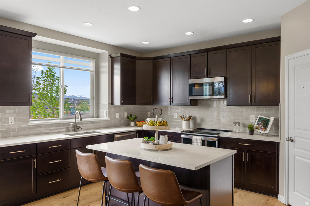 1947 N 2600 W Lehi, UT 84043