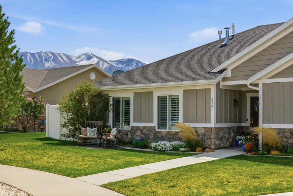 699 W 650 S Springville, UT 84663