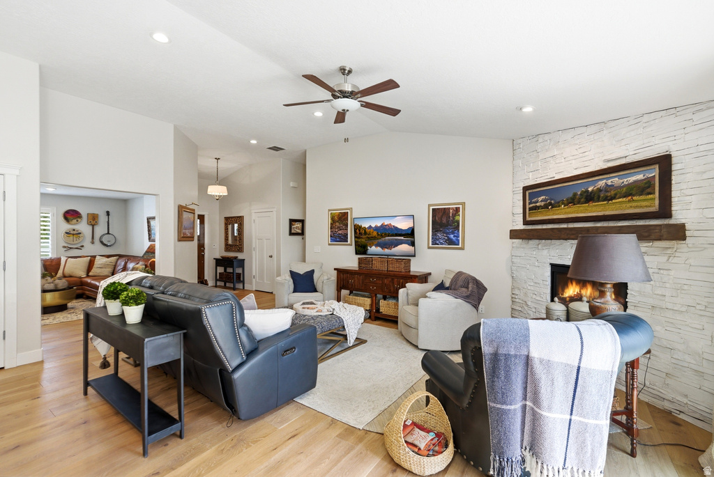 699 W 650 S Springville, UT 84663