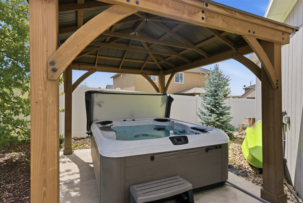 699 W 650 S Springville, UT 84663