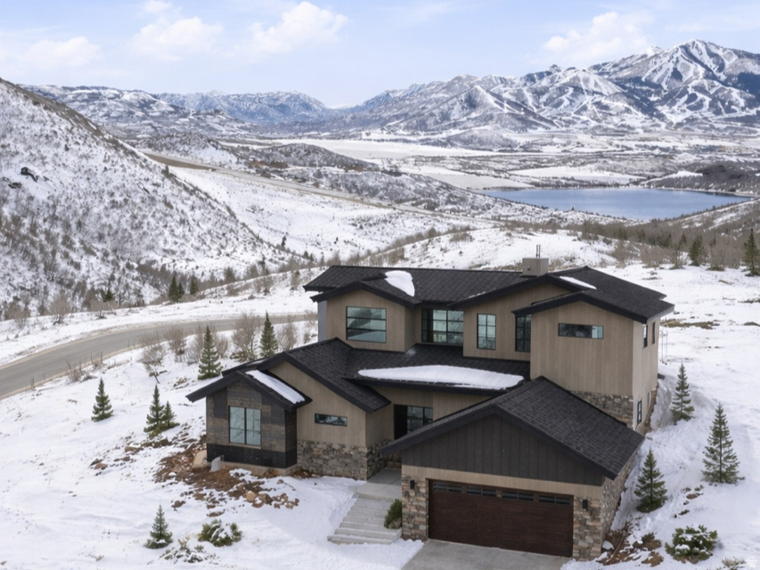 11321 N SOARING HAWK LN #3 Hideout, UT 84036
