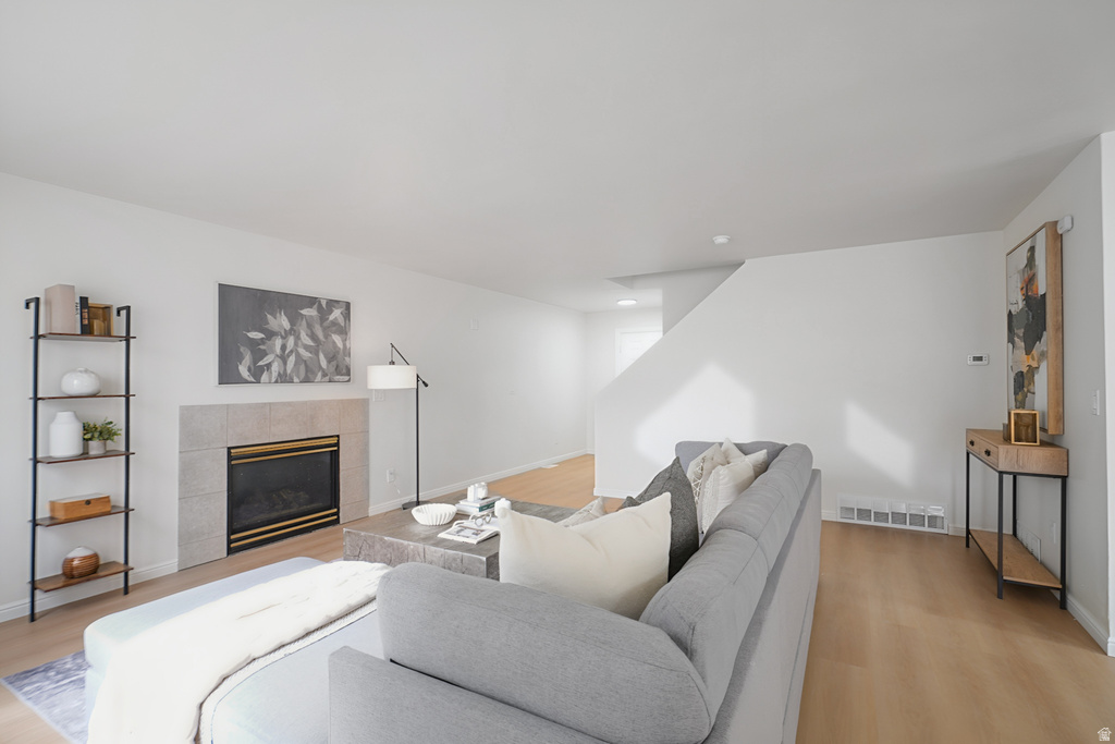 1467 S 950 W Woods Cross, UT 84087