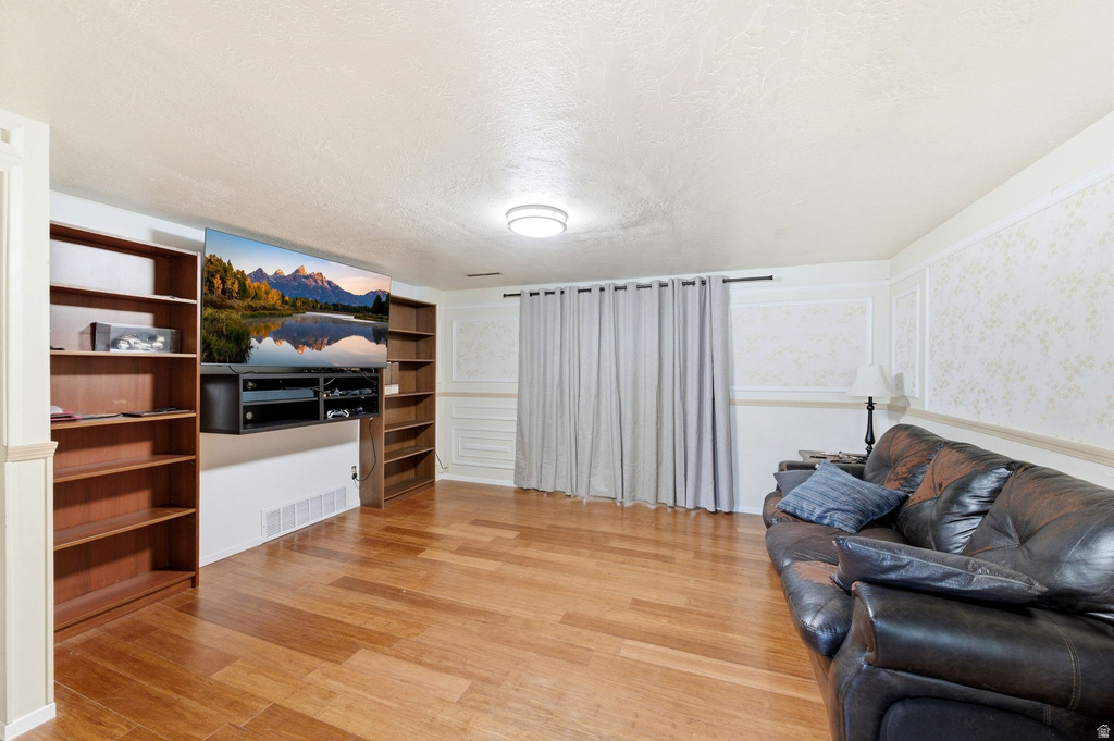 4723 S MADISON AVE South Ogden, UT 84403