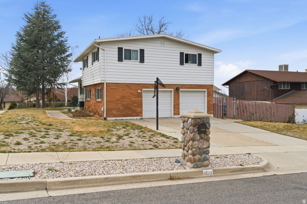 4723 S MADISON AVE South Ogden, UT 84403
