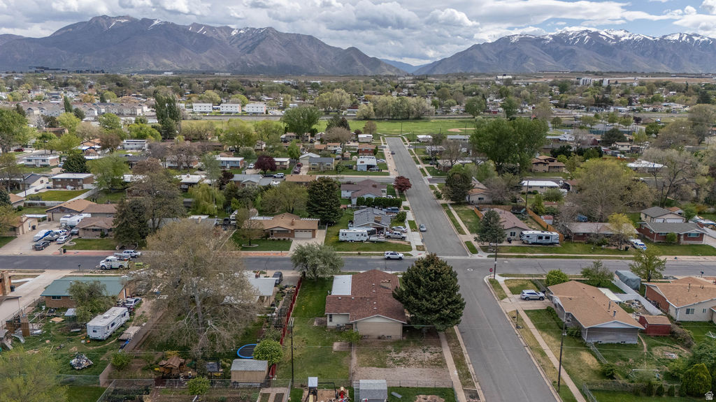 788 W 2400 N Clinton, UT 84015