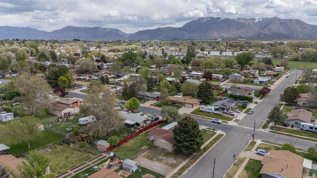788 W 2400 N Clinton, UT 84015