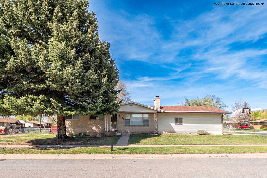 788 W 2400 N Clinton, UT 84015