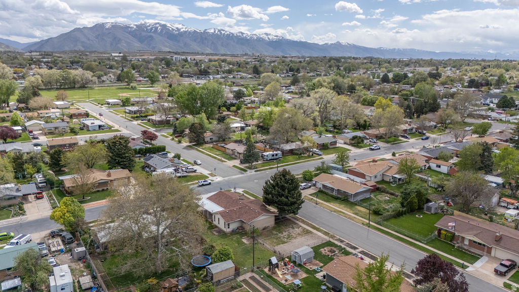 788 W 2400 N Clinton, UT 84015