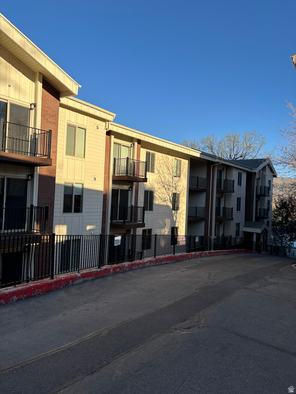 1031 E 400 S #305 B Salt Lake City, UT 84102