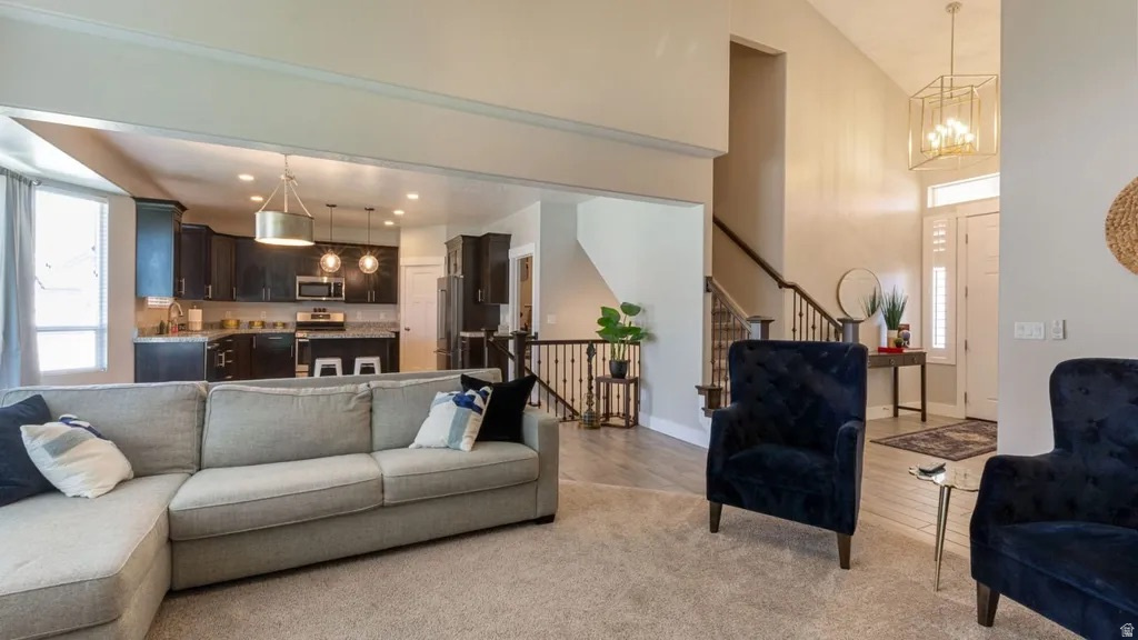 3349 N 350 W Lehi, UT 84043