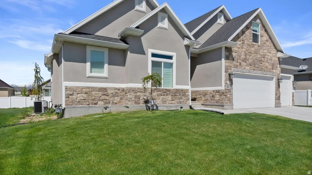 3349 N 350 W Lehi, UT 84043