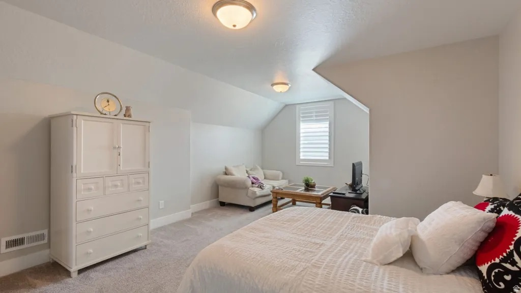 3349 N 350 W Lehi, UT 84043