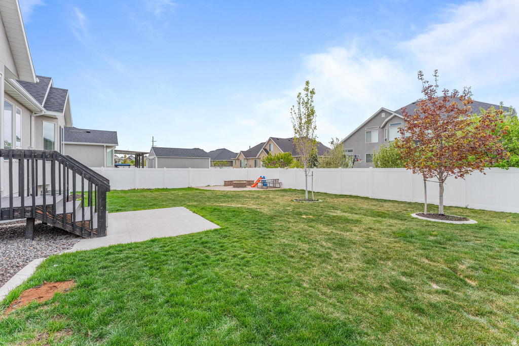3349 N 350 W Lehi, UT 84043