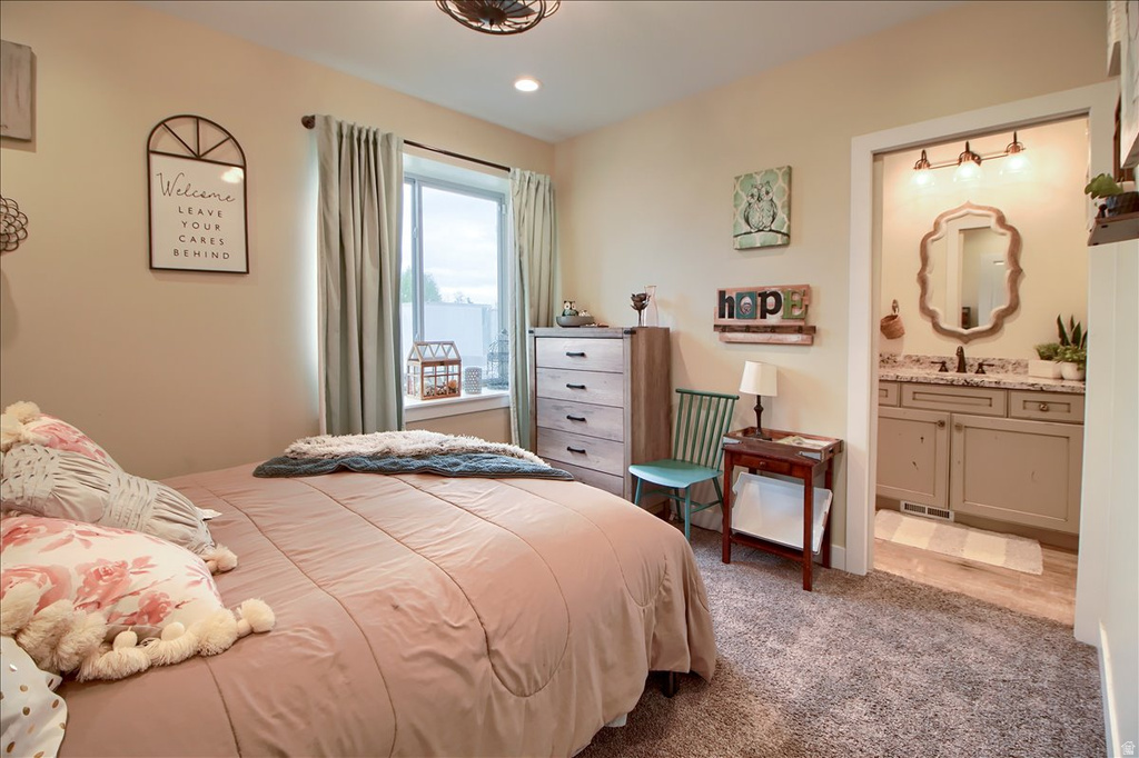 10868 S ASCOT PKWY Sandy, UT 84092