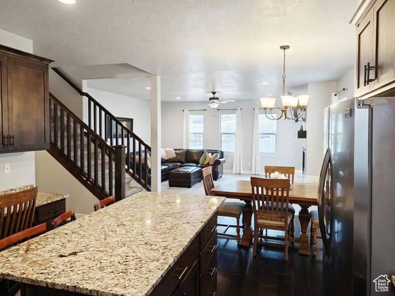 2622 OAKRIDGE DR Spanish Fork, UT 84660