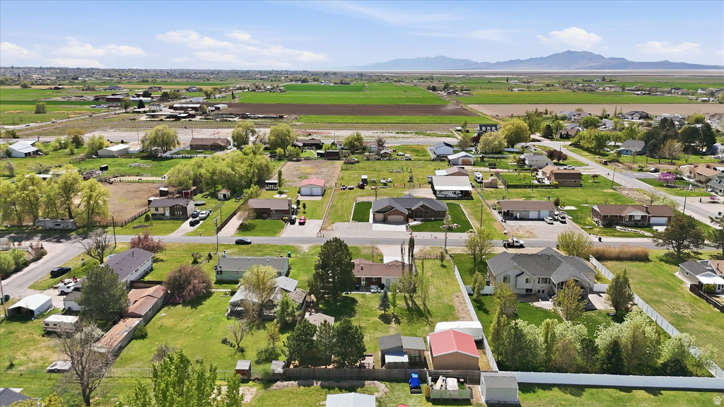 6030 W 5800 S Hooper, UT 84315