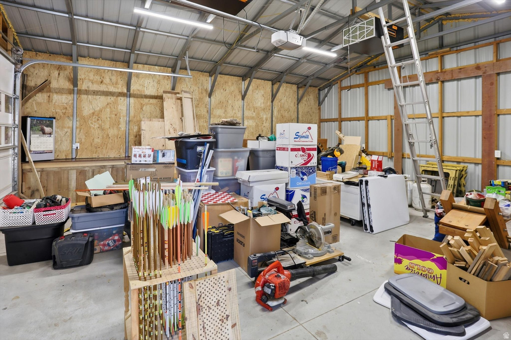 6030 W 5800 S Hooper, UT 84315