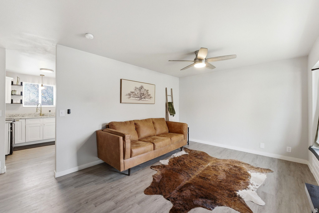 4265 W STRATUS ST Salt Lake City, UT 84118