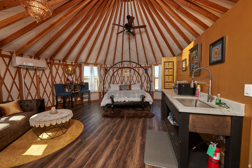 151 S NOMAD WAY Big Water, UT 84741