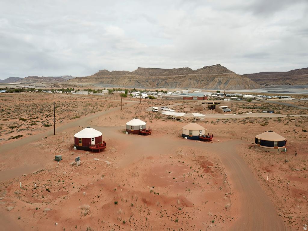 151 S NOMAD WAY Big Water, UT 84741