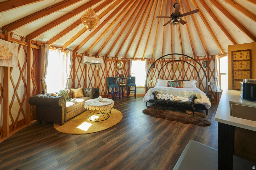 151 S NOMAD WAY Big Water, UT 84741