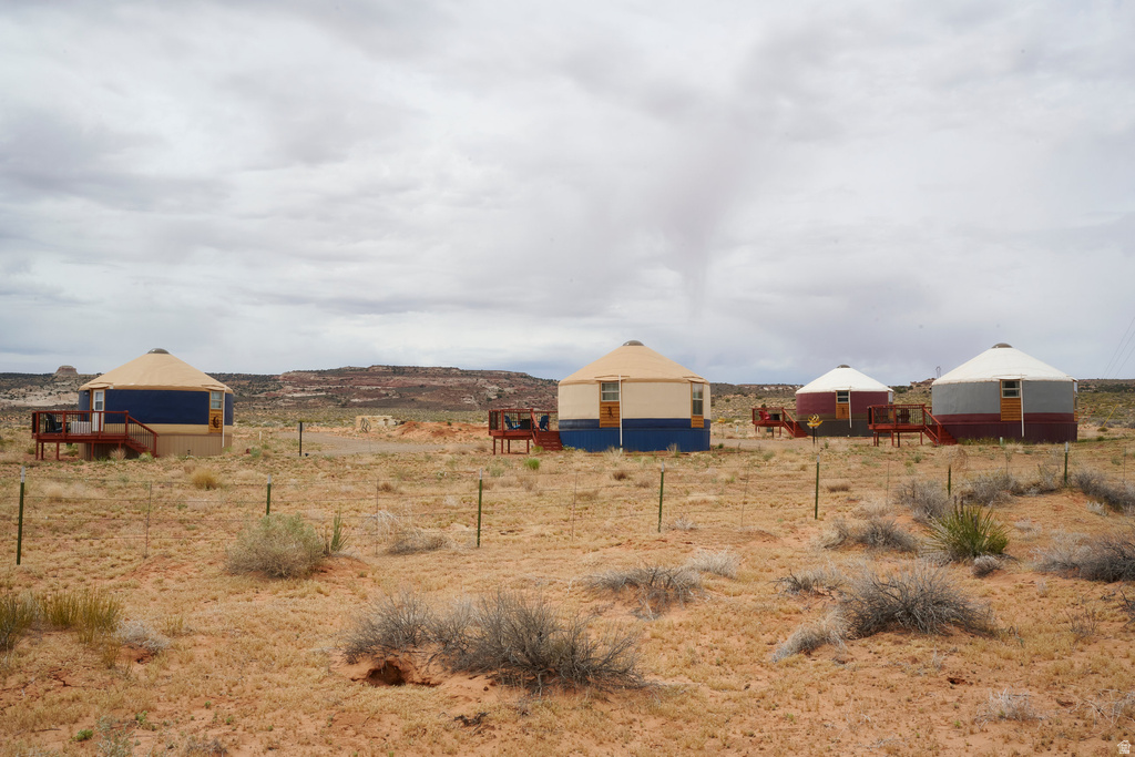 151 S NOMAD WAY Big Water, UT 84741