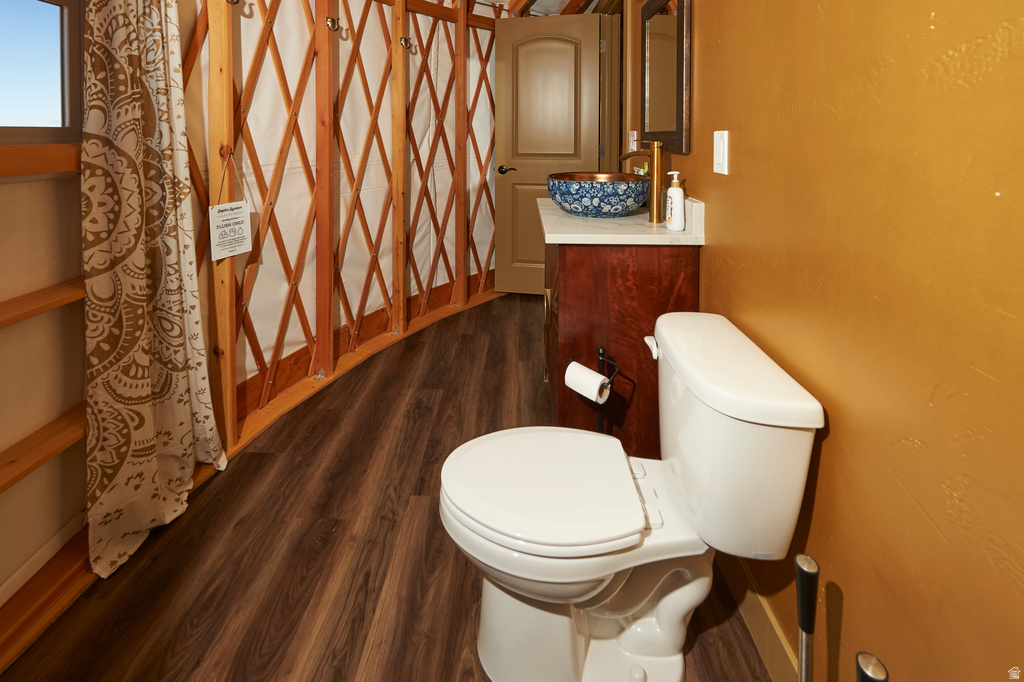 151 S NOMAD WAY Big Water, UT 84741