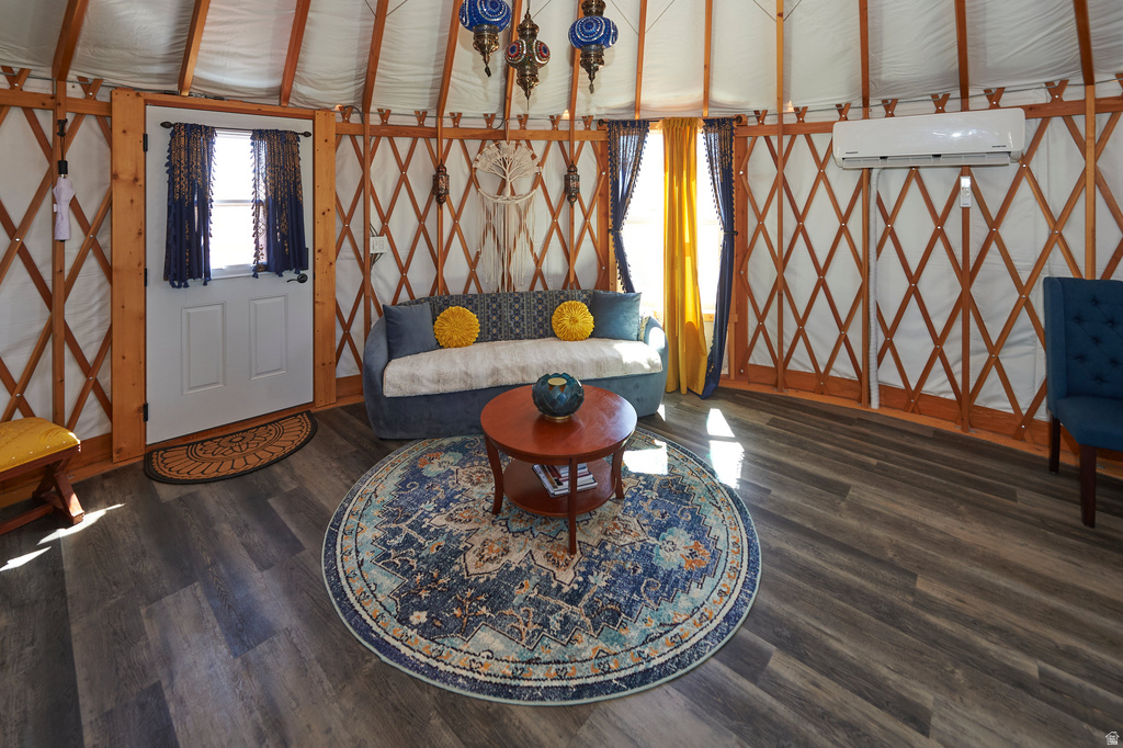 151 S NOMAD WAY Big Water, UT 84741