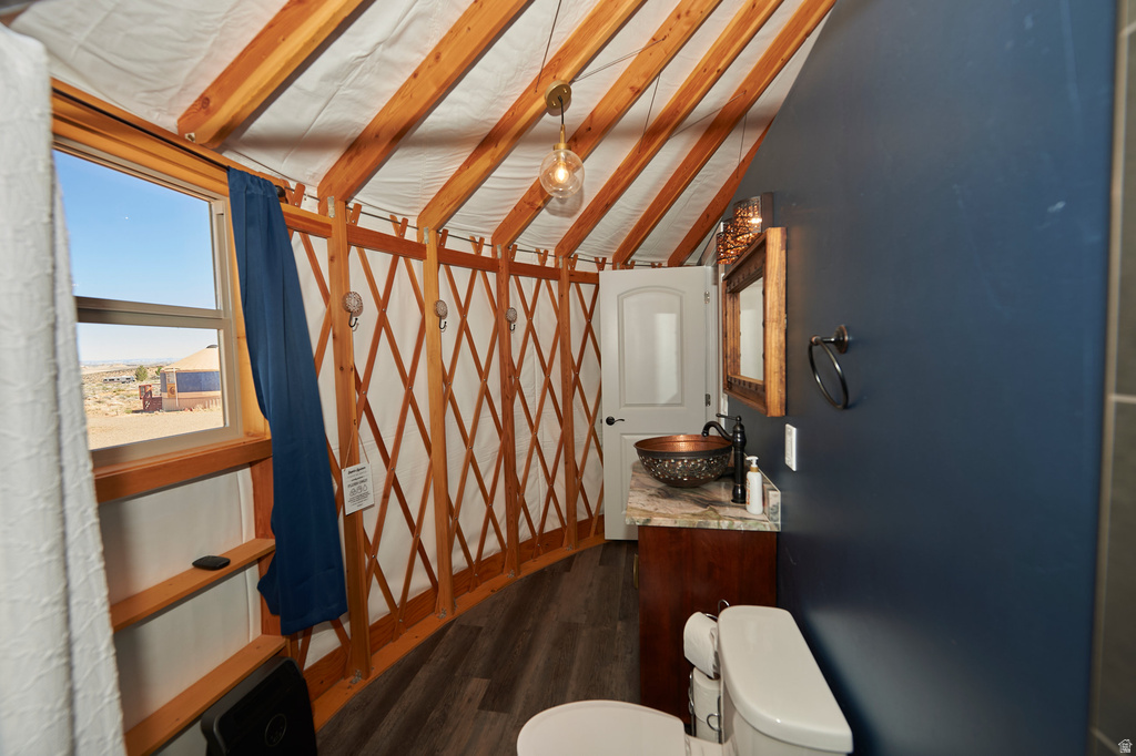 151 S NOMAD WAY Big Water, UT 84741