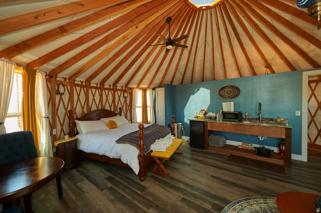 151 S NOMAD WAY Big Water, UT 84741