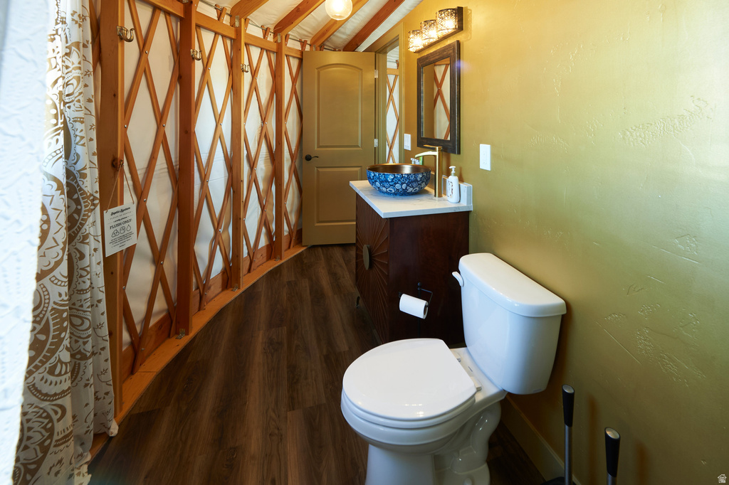 151 S NOMAD WAY Big Water, UT 84741