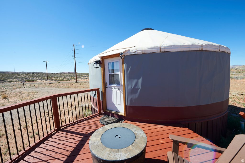 151 S NOMAD WAY Big Water, UT 84741