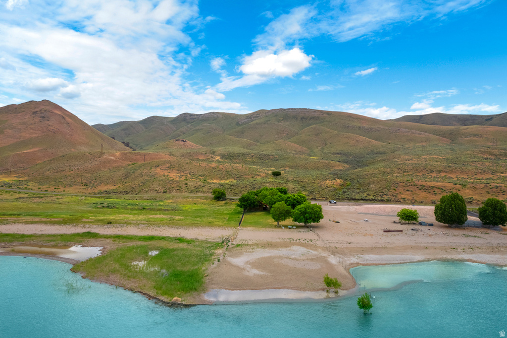 377 EAST SHORE RD Saint Charles, ID 83272