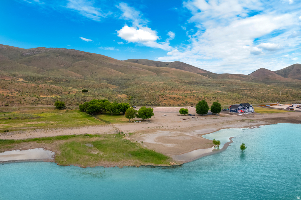 377 EAST SHORE RD Saint Charles, ID 83272