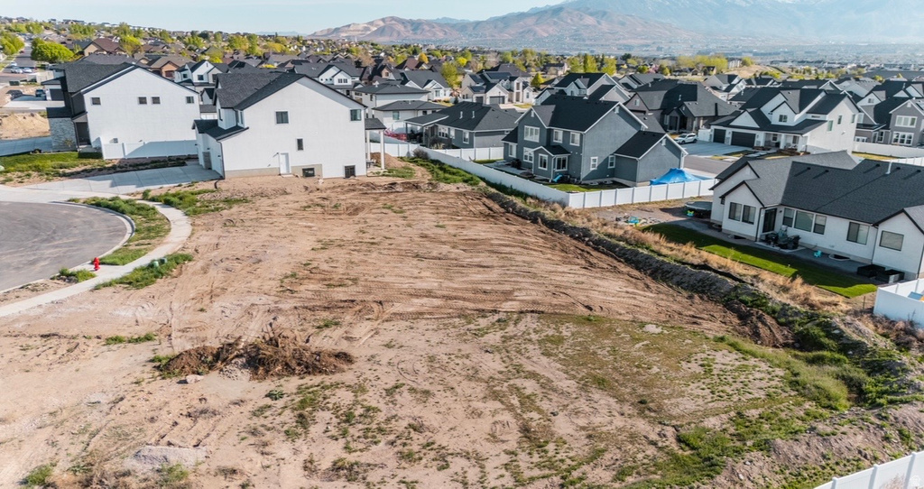 1526 N COZY LN Saratoga Springs, UT 84045