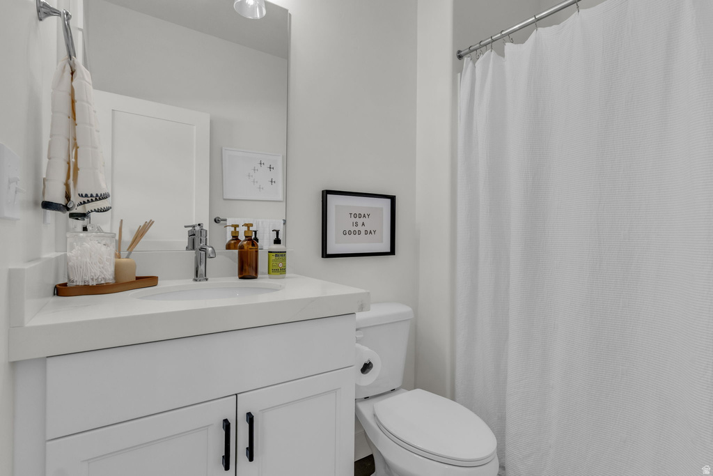 1325 E GOLDIE LOU LANE UNIT #32 Eagle Mountain, UT 84005